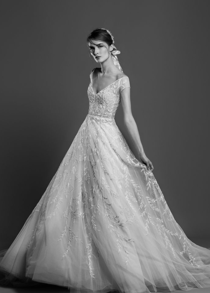 فستان من ماركيزا