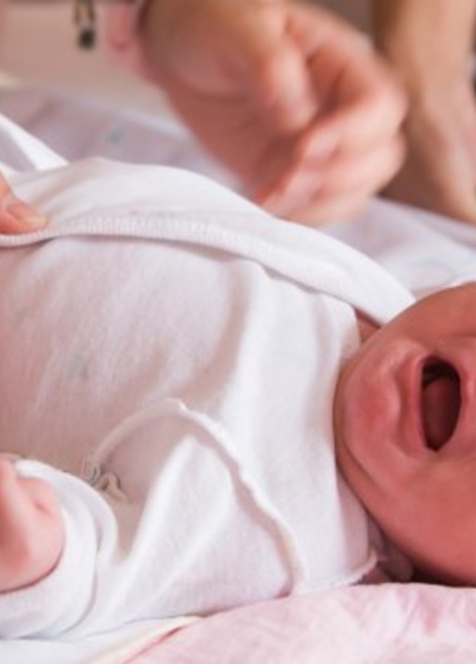 ما هو اللسان المربوط عند الاطفال