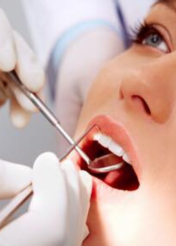 فحص الاسنان عند الطبيب أثناء الصيام 