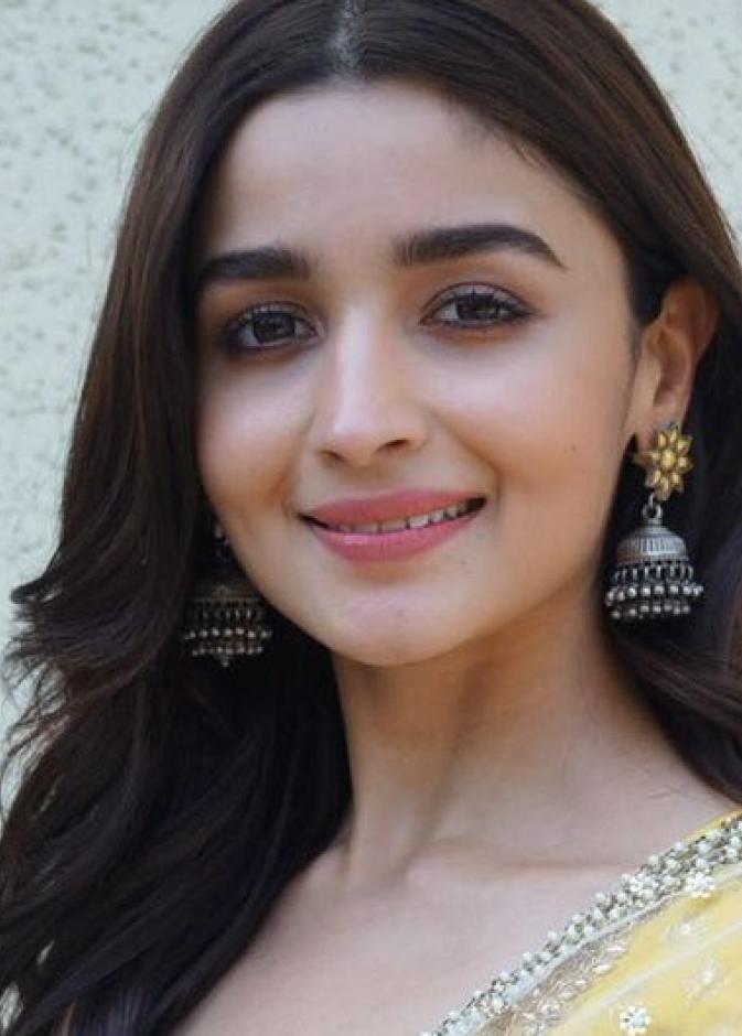  فيلم عليا بهات الجديد يحقق إيرادات غير متوقعة