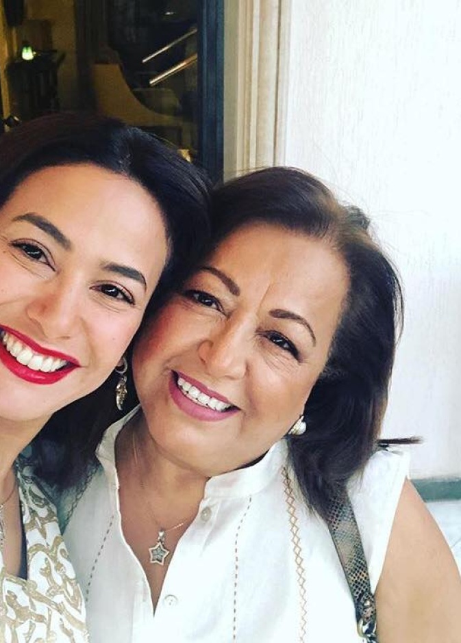 هند صبري تهنئ والدتها في عيد ميلادها بهذه الصورة