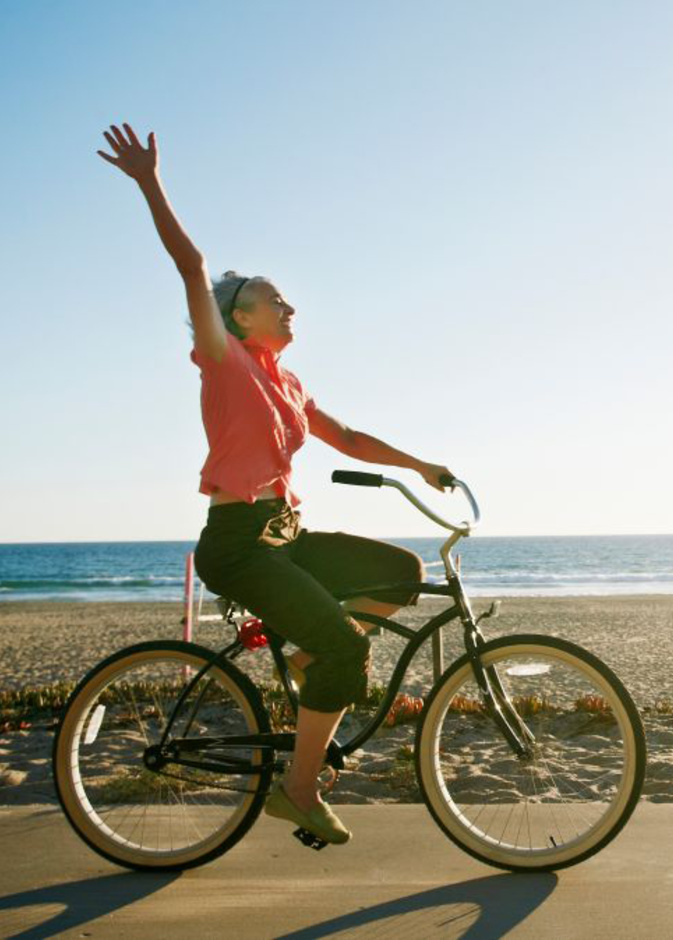 ركوب الدراجة الهوائية يوميا يساعدك على التخلص من الكرش و شد عضلات جسمك