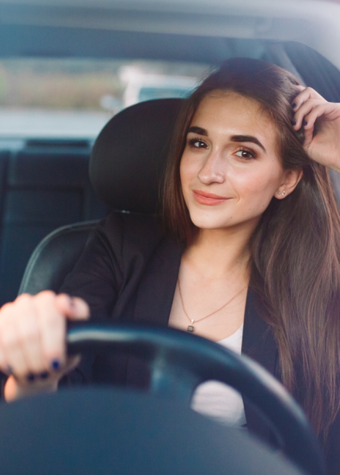 هل النساء أفضل من الرجال في قيادة السيارة؟