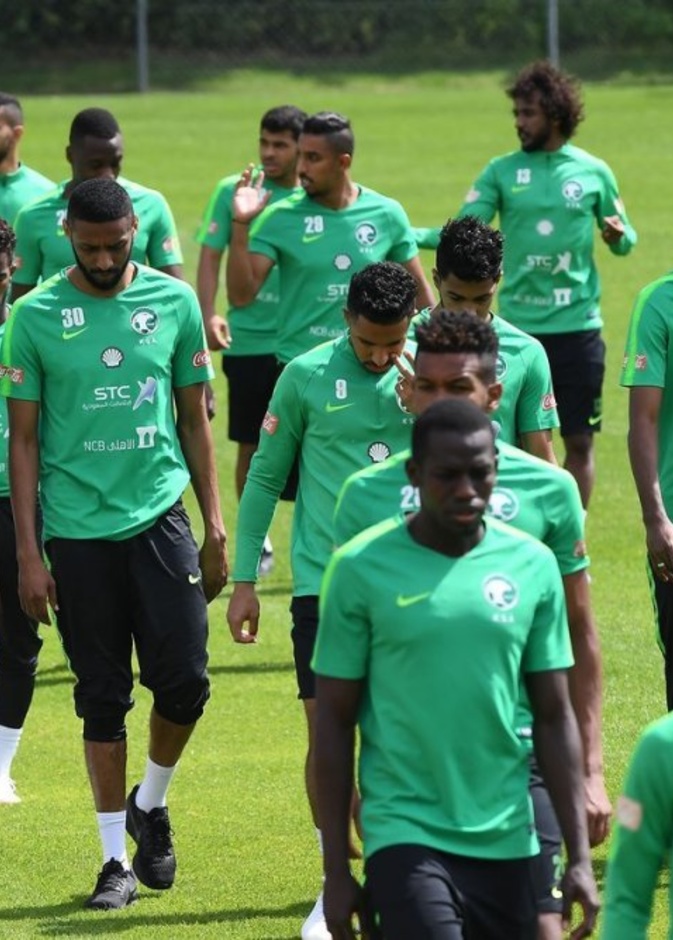 مفاجآت في تشكيلة السعودية