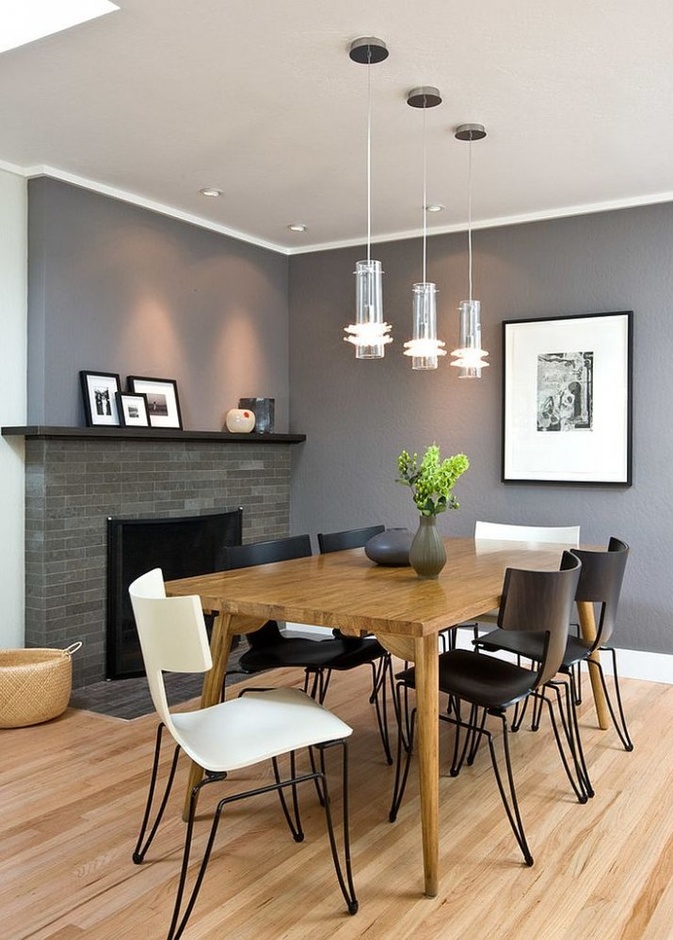 طاولة طعام بيضوية للفراغات الصغيرة