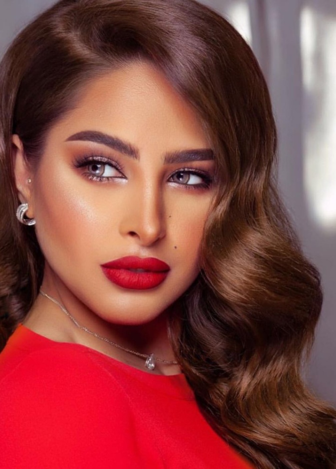 إطلالتك في العيد استوحيها من جمال فوز الفهد