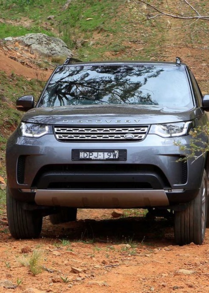 جاكوار لاندروفر تطور سيارة ذاتية القيادة على الطرق الوعرة