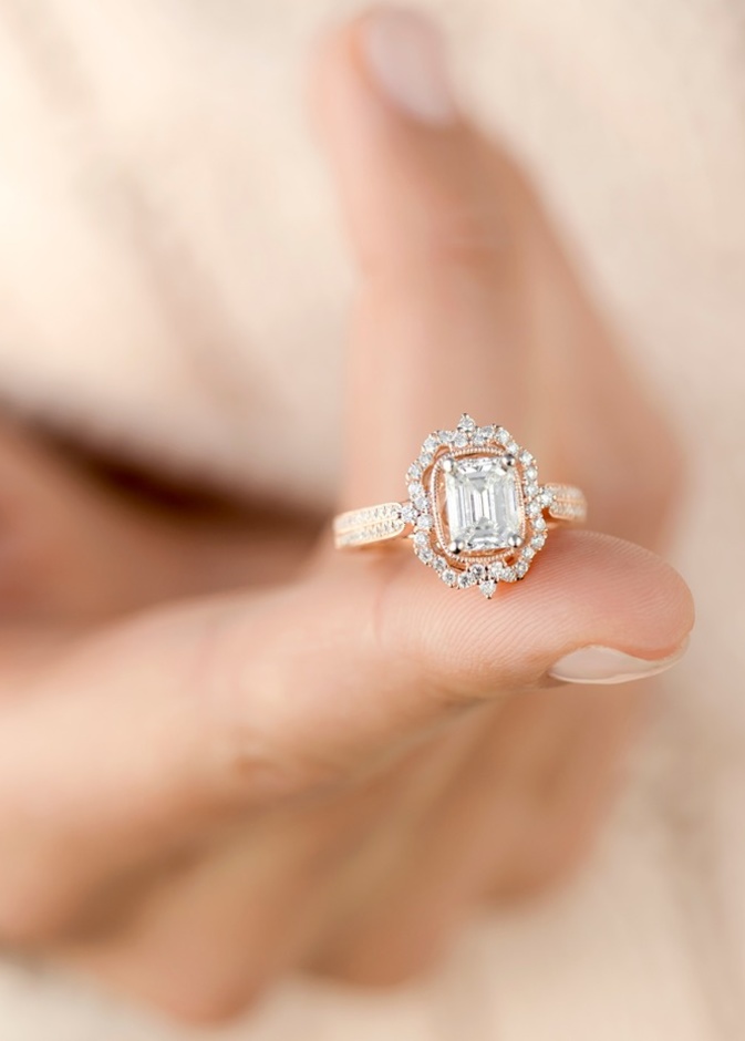 صور ارتداء خاتم الزفاف تبقى خالدة في ذاكرتك