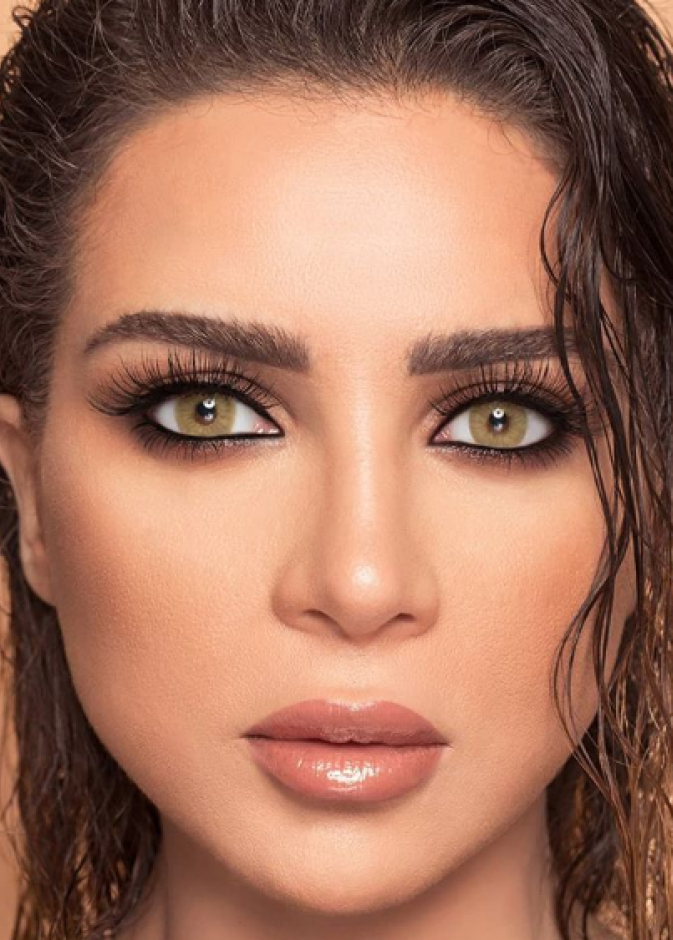مي عز الدين تجري عمليات تجميل جديدة 2018