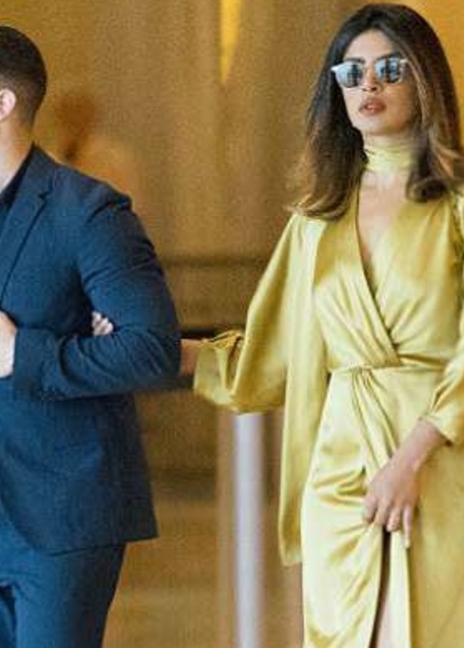 حفل غداء مبكر لعائلة جوناس