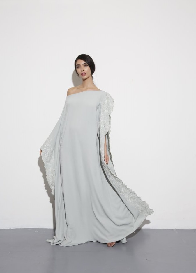 لبنى الزكواني ل "هي": استوحينا تفاصيل المجموعة الجديدة  من نقوش الحناء الهندية والألعاب النارية" 