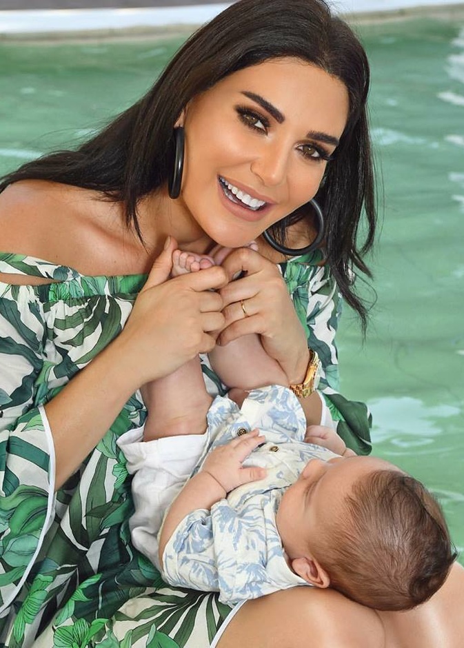 النجوم ينشرون أحدث صورهم واخبارهم