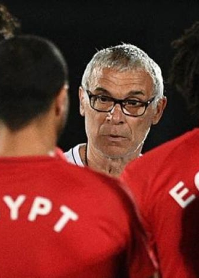 كوبر يشكك بمشاركة صلاح قبل مباراة مصر و روسيا بساعات