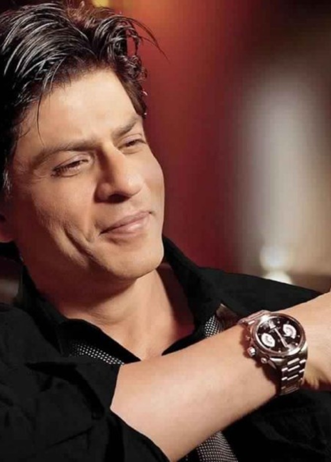 هل يسير شاروخان على خطى سلمان خان؟