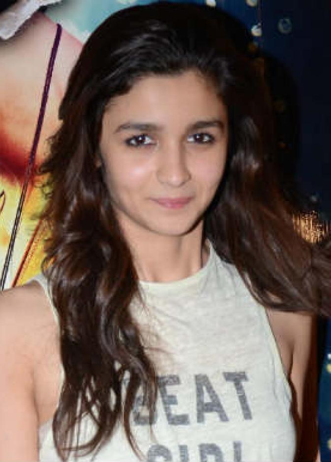  اختيار عامر خان و عليا بهات لبطولة فيلم أوشو