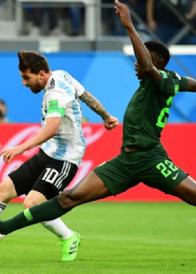 ميسي سجل الهدف الأول لمنتخب الأرجنتين