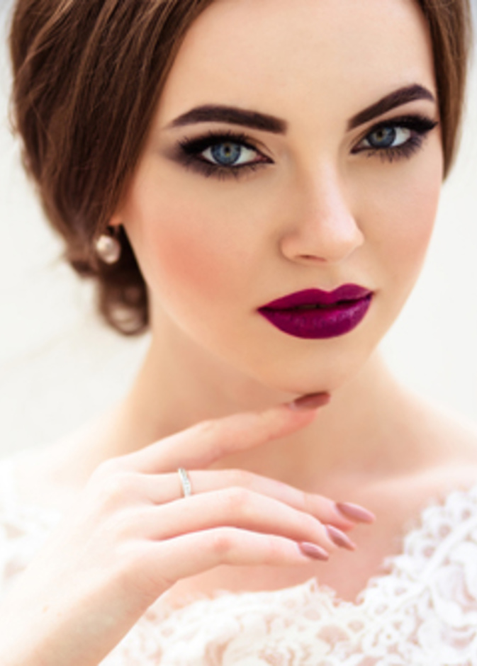 اناقة اظافر العروس