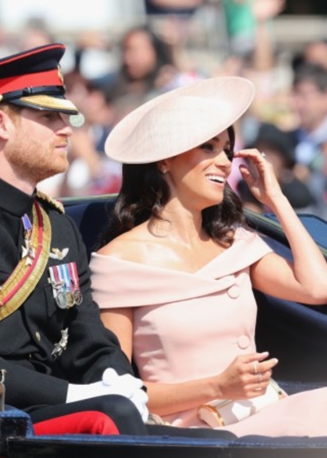 ميغان ماركل (Meghan Markle) حامل في طفلتها الأولى من الأمير هاري