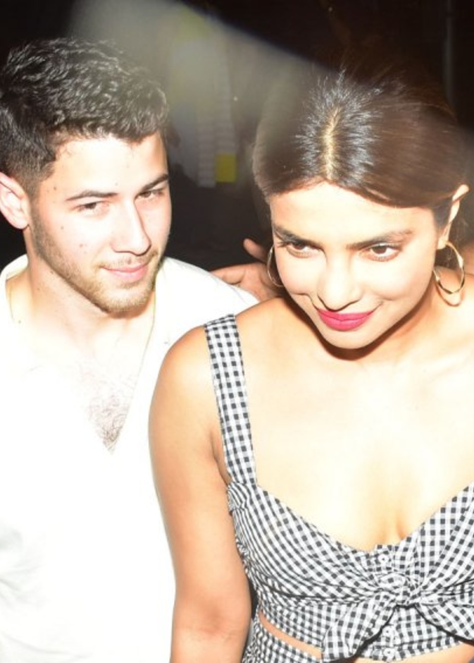 بريانكا تشوبرا ونيك جوناس يخططان للإعلان عن خطبتهما الشهر القادم