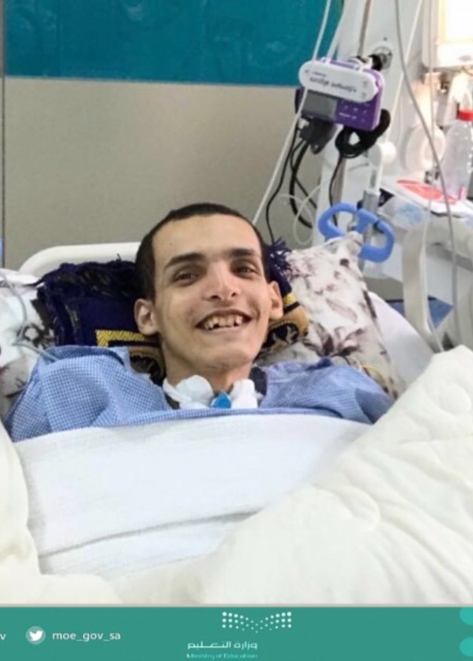 وزير التعليم الدكتور أحمد العيسى