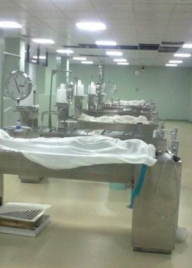 العثور على سيدة متوفاة تتنفس داخل ثلاجة المشرحة