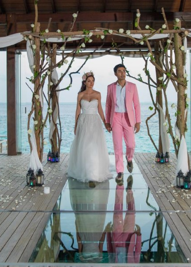 منتجع جميرا فيتافيلي وأجواء حالمة للعرسان