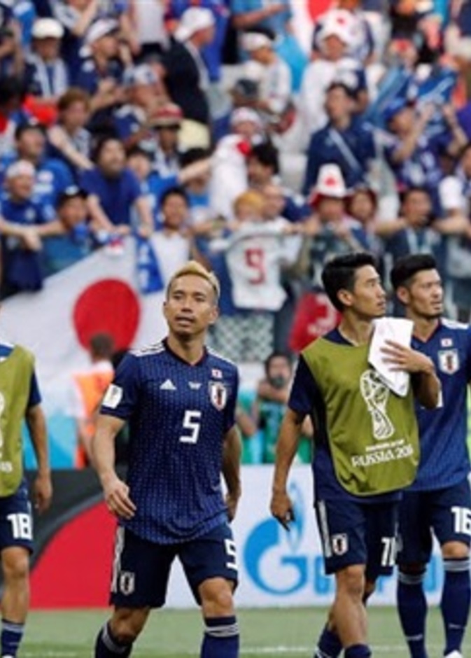 منتخب اليابان يضرب أروع الأمثلة في الأخلاق والإتيكيت