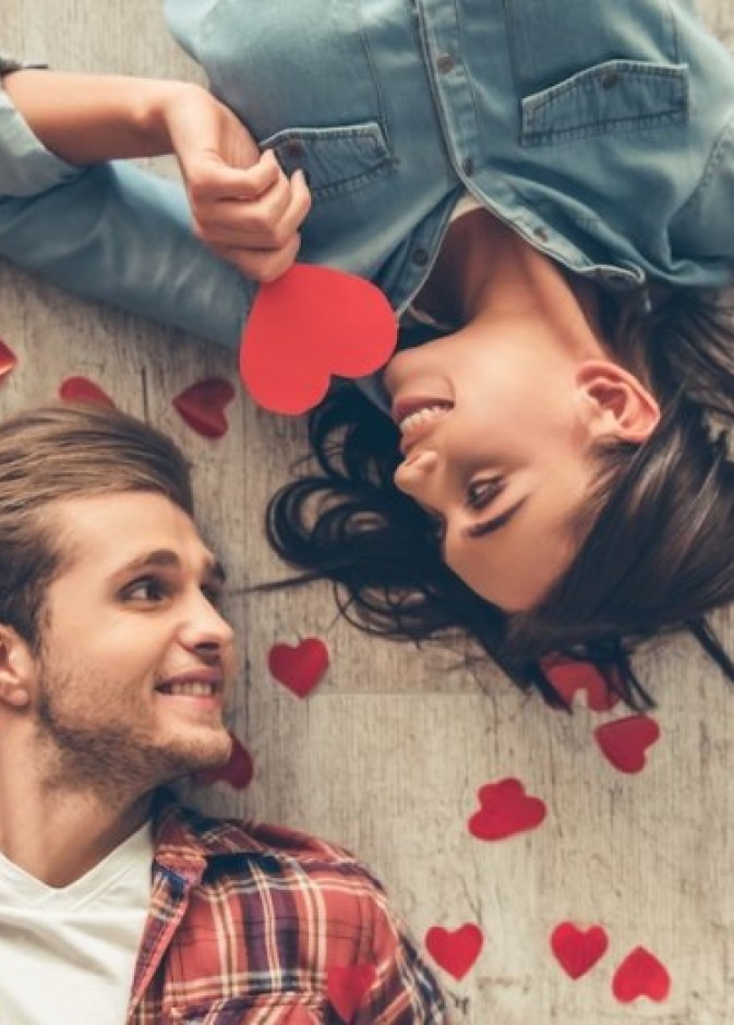 هل تعبيرك عن حبك لزوجك بالافعال غير كافٍ او مجدٍ؟