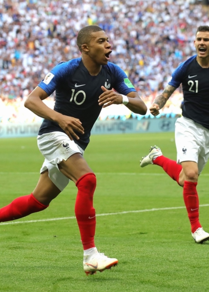 هل سيحقق فوزاً فرنسياً للسنة الثانية على التوالي لكن هذه المرة على صعيد منتخب بلاده؟