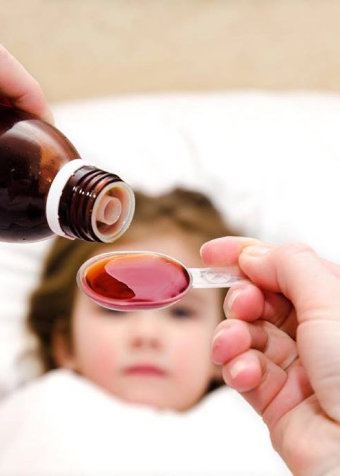 طرق إقناع الاطفال بتناول الدواء دون عناء