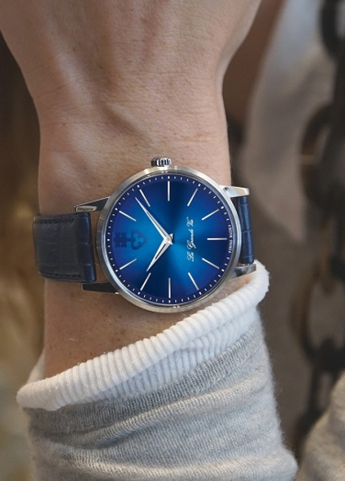 ساعة La grande vie