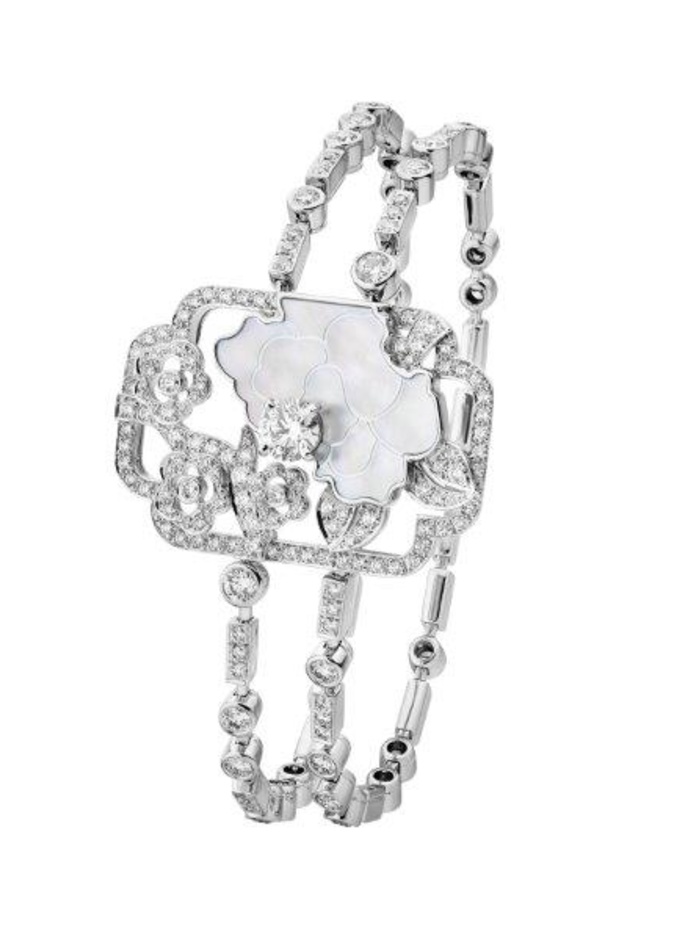 أقراط Evocation Florale