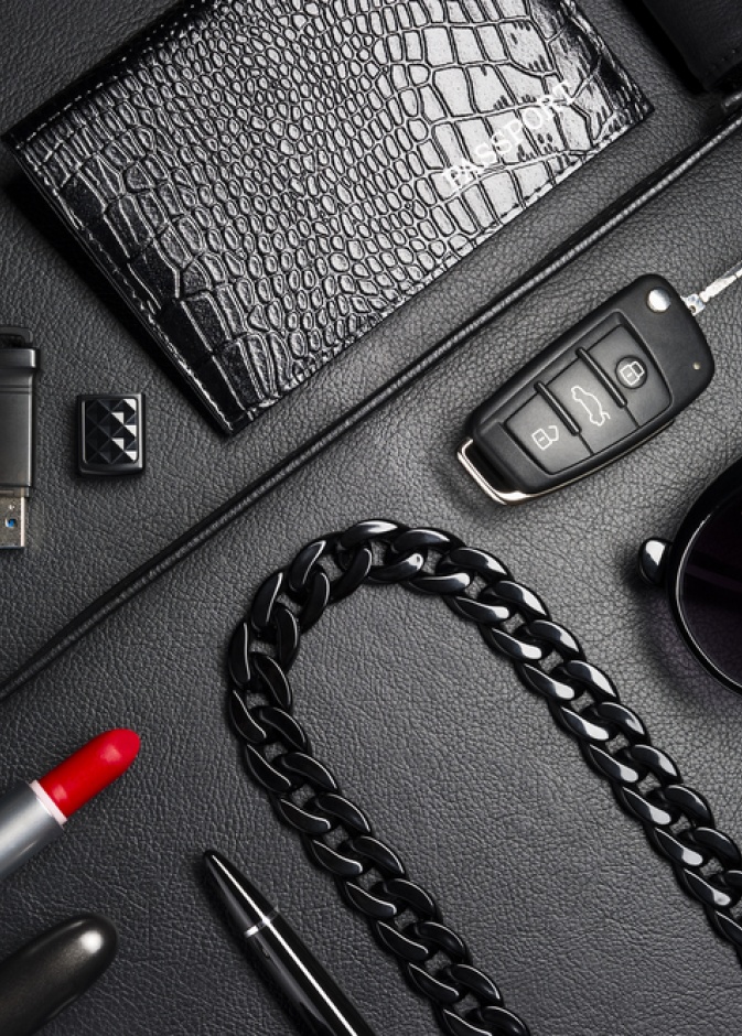 أبرز مقتنيات شخصية لا تستغنى عنها المرأة