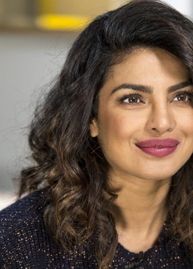  بريانكا تشوبرا تنشر صورة طريفة لها من داخل عيادة أسنان