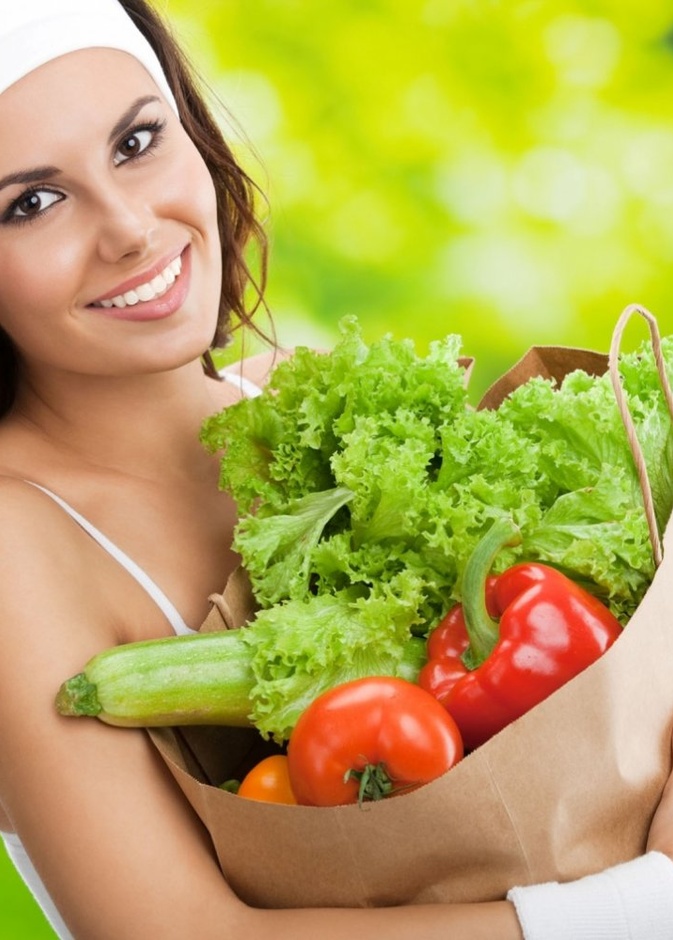 اتباع رجيم الطعام النيء دون استشارة طبيب التغذية يشكل خطورة على صحة العروس قبل وبعد الزفاف