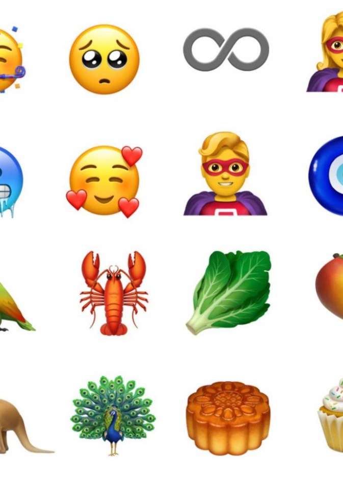 إيموجي امرأة صهباء من آبل