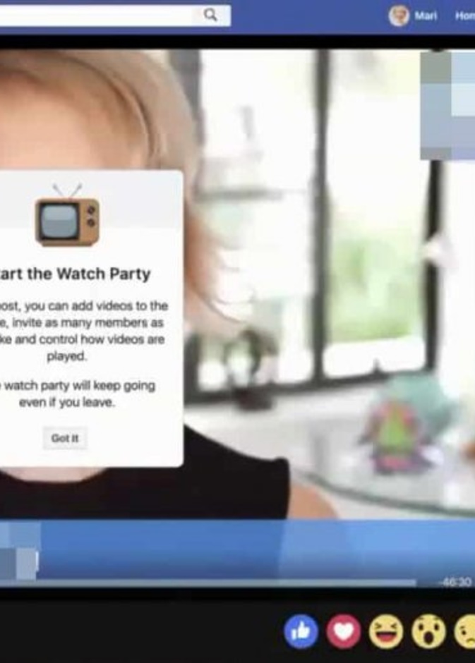 تتيح ميزة Watch Party إستضافة جلسات بث فيديو مشتركة و يتمكن جميع الأشخاص ضمن المجموعة المشاهدة و التعليق على مقاطع الفيديو