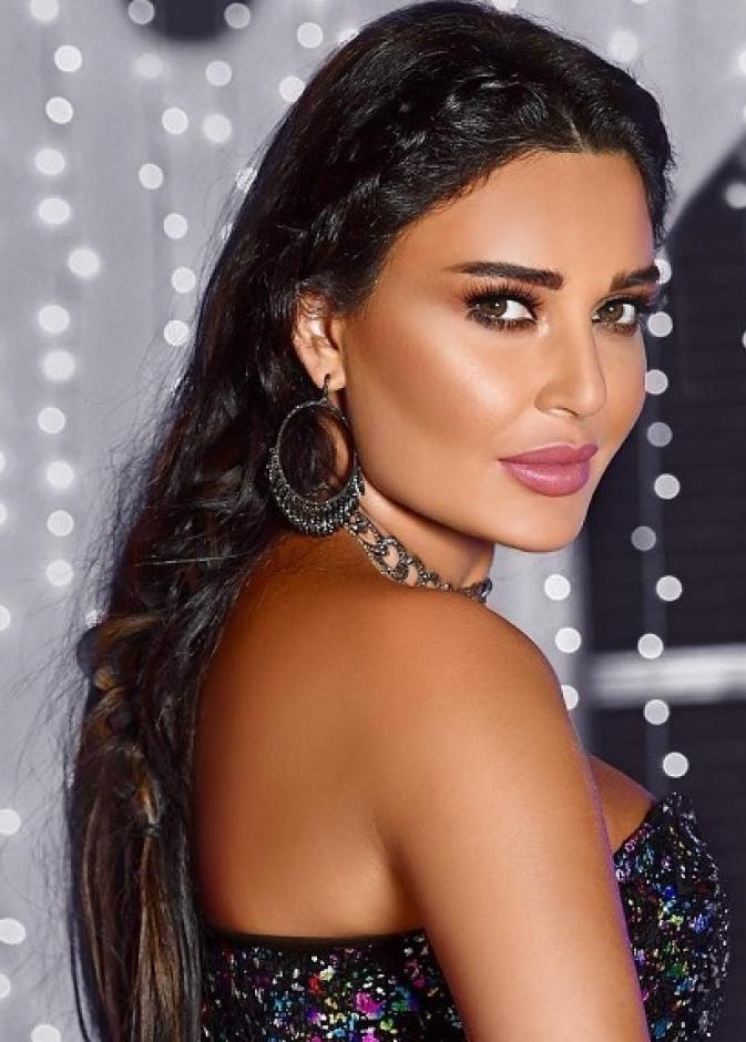 النجمات تألقن بإطلالات جمالية مميزة هذا الأسبوع