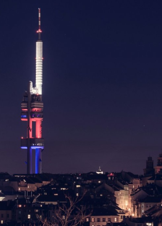 من جدار غرافيتي لجون لينون