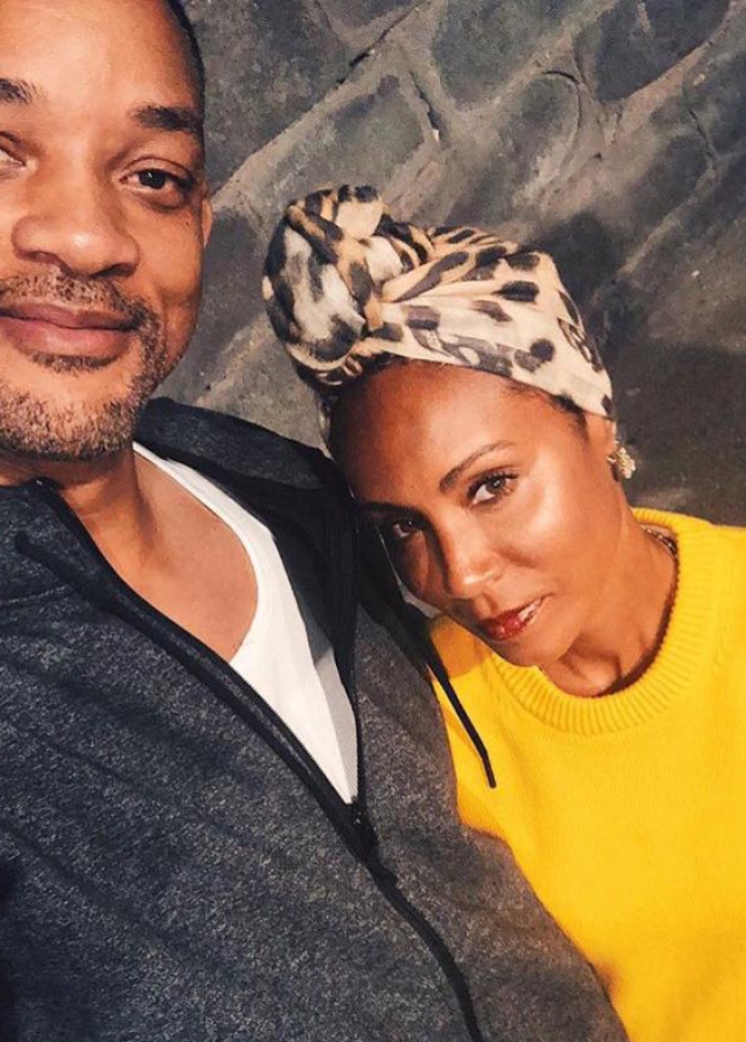 ويل سميث مع زوجته جادا اللذان يتمان مع بعضهما هذا العام أكثر من نصف عمريهما!