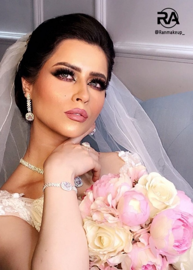 من مكياج الميك أب ارتست روان أحمد