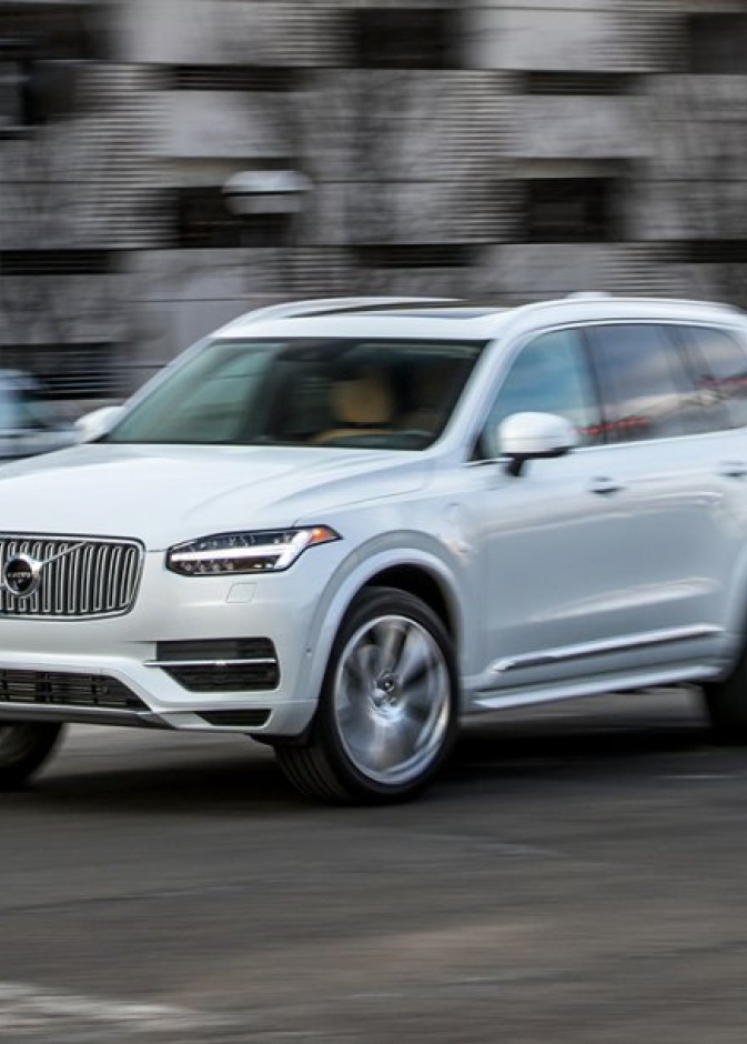 سيارة ليكز سي جي اس