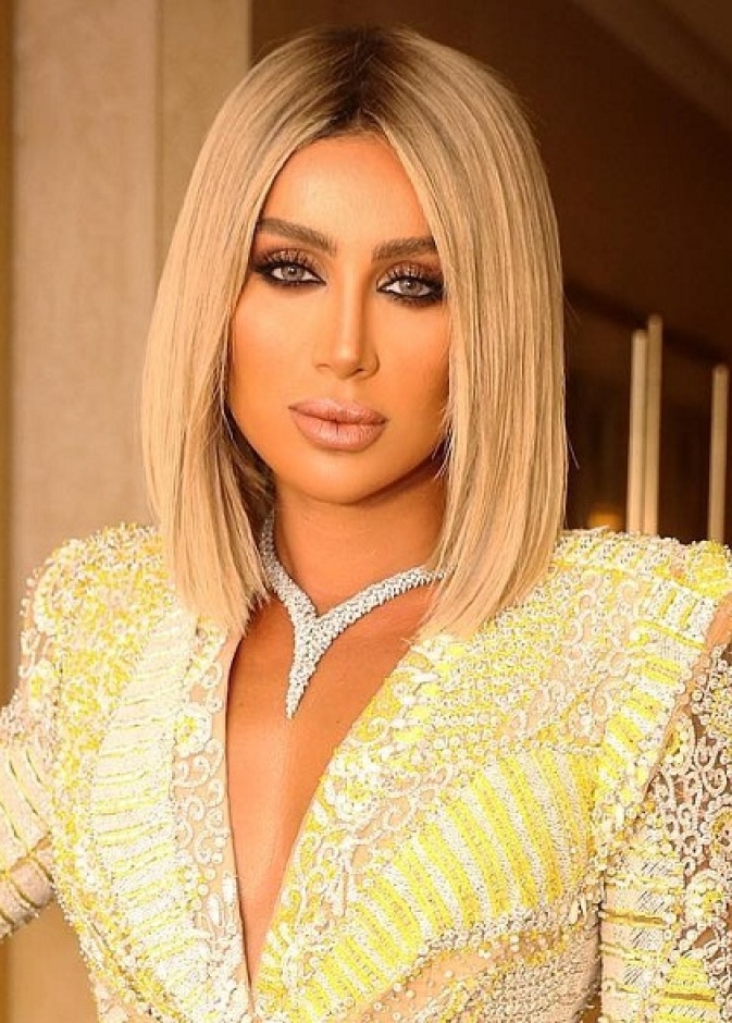نانسي عجرم اتجهت مؤخرا للروج الأحمر