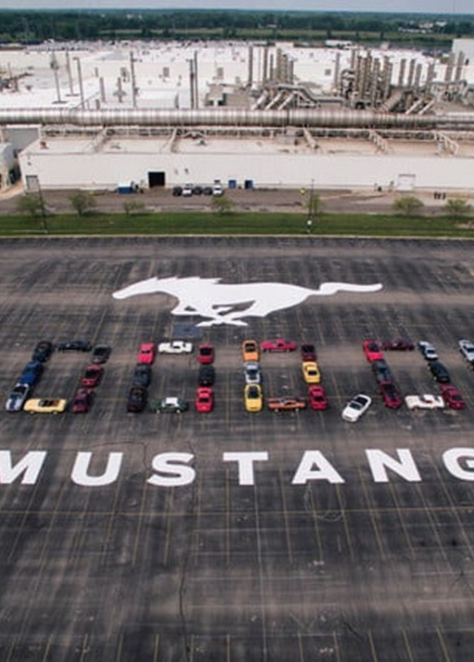  أيقونة "فورد" السوبر رياضية "موستانغ"