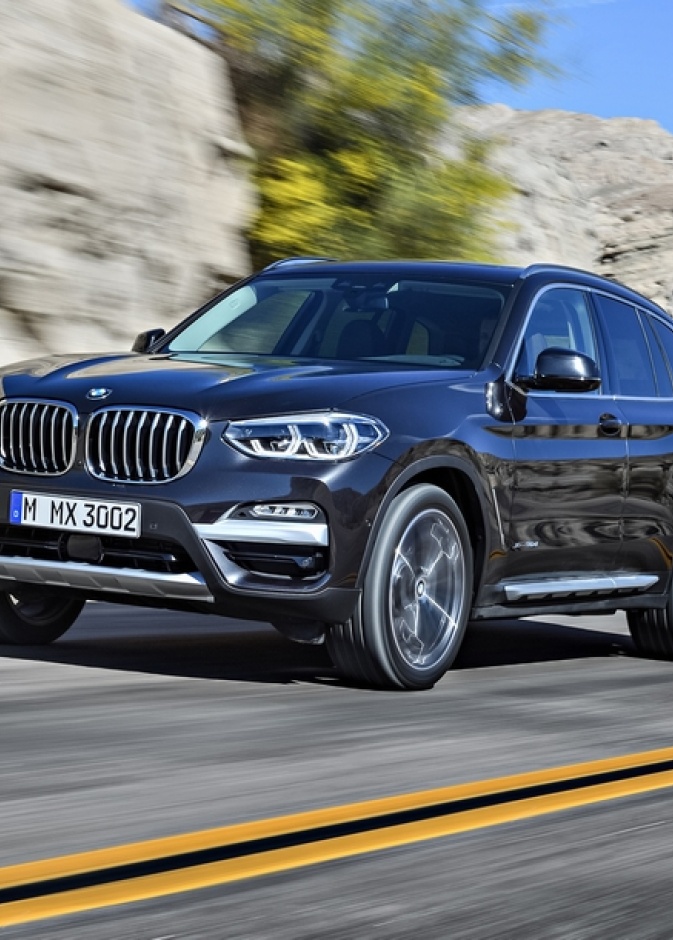 BMW تحافظ على مسارها وتؤكد توقّعات 2018