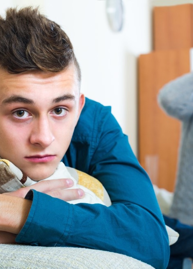 كيف تتعامل الأم مع الاحباط عند ابنها المراهق