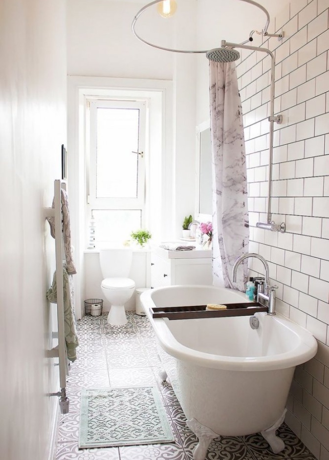 مثال عن الاستفادة من المساحات في الحمامات الصغيرة