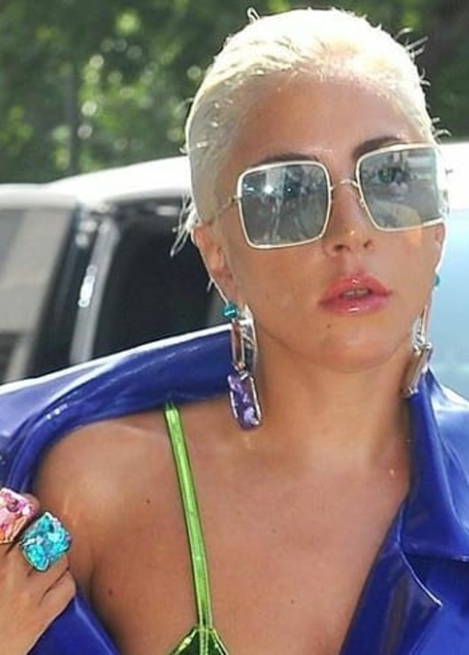 استوحي اجمل الاقراط لعرسك من بلاك ليفلي.