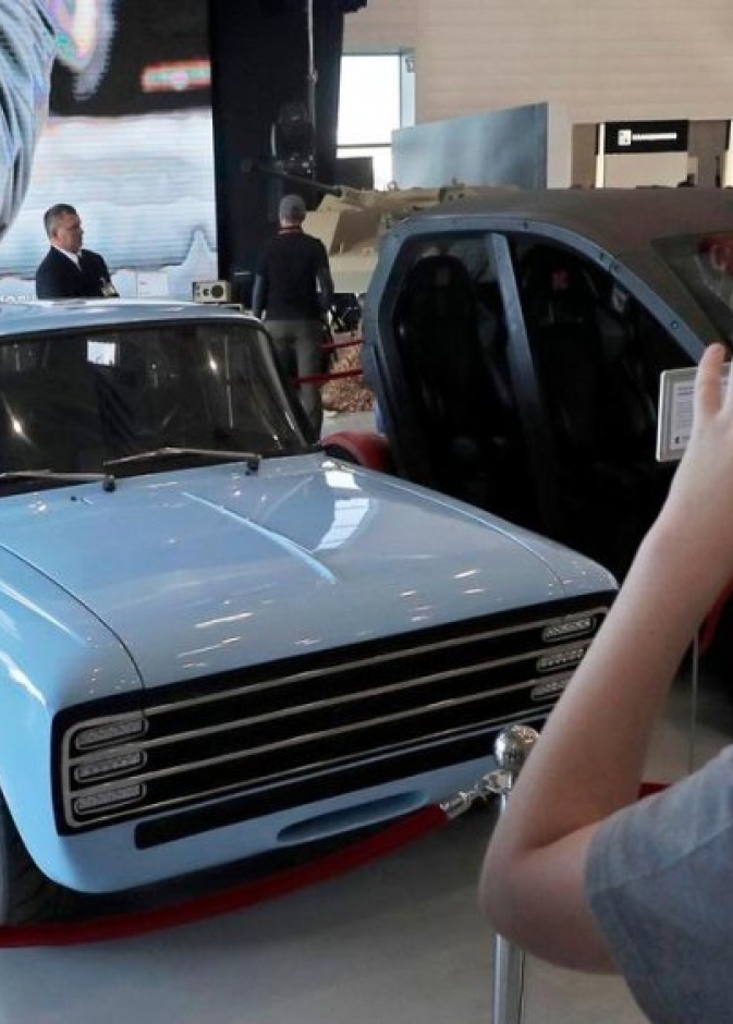 كلاشينكوف تدخل صناعة السيارات الكهربائية