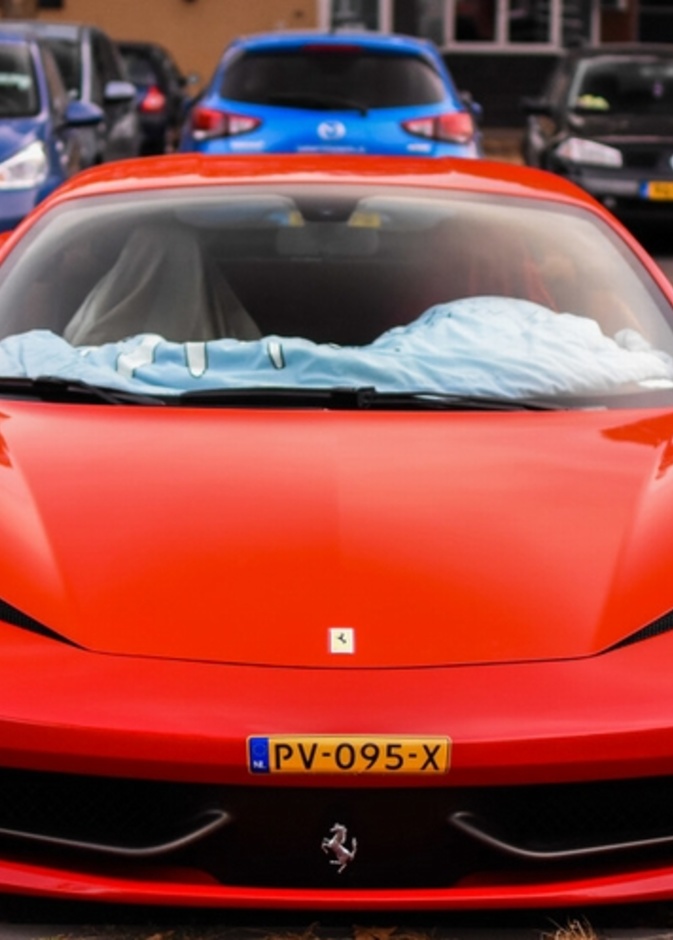  نسخة خاصة من 812 سوبرفاست